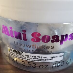 Mini Soaps. Snowflakes Fresh Scent - White
